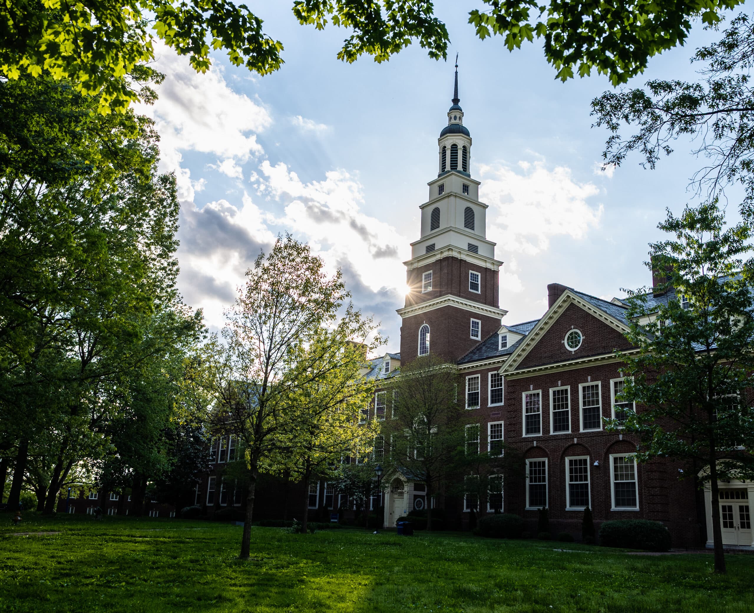 Draper Building Lawn Picture